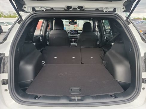 New 2026 Jeep Compass Latitude AWD/4WD image 18