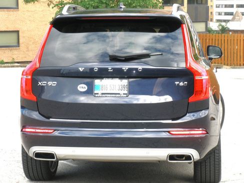 Used 2016 Volvo XC90 T6 Momentum w/ Momentum Plus Package AWD/4WD image 19