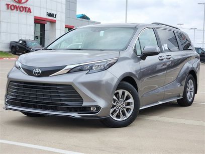 New 2026 Toyota Sienna XLE