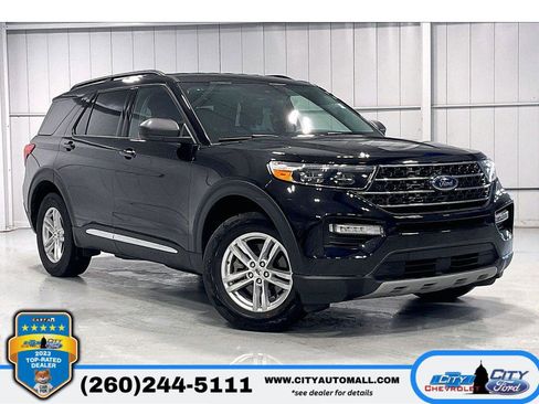 Used 2023 Ford Explorer XLT w/ Equipment Group 202A image 1