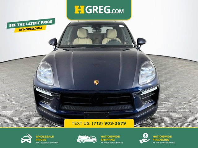 Used 2023 Porsche Macan AWD/4WD image 1