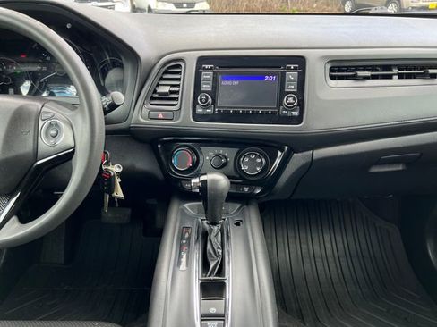 Used 2022 Honda HR-V LX image 22