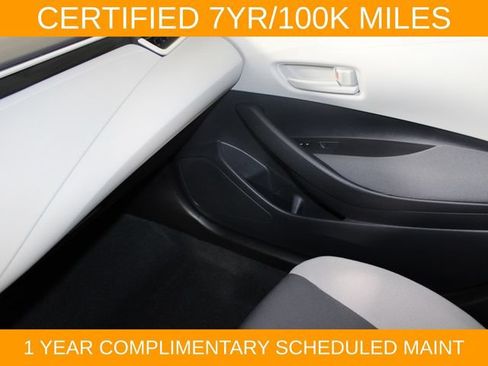 Used 2025 Toyota Corolla LE FWD image 15