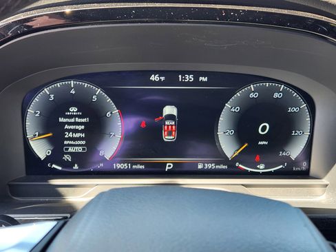 Certified 2025 INFINITI QX60 Luxe image 19