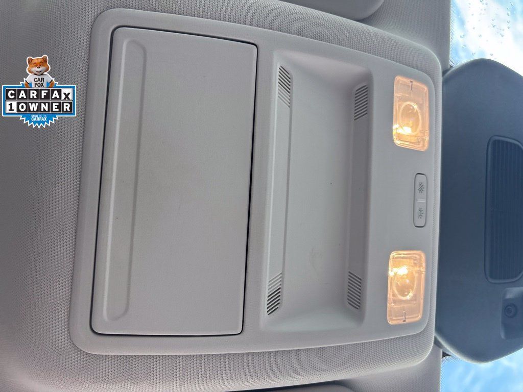 Used 2023 Ford Escape Platinum AWD/4WD image 24