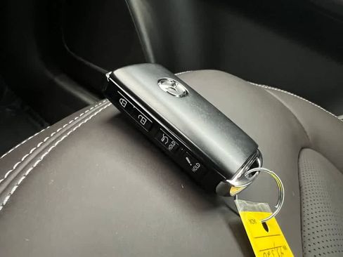 Used 2025 MAZDA CX-5 Signature image 33