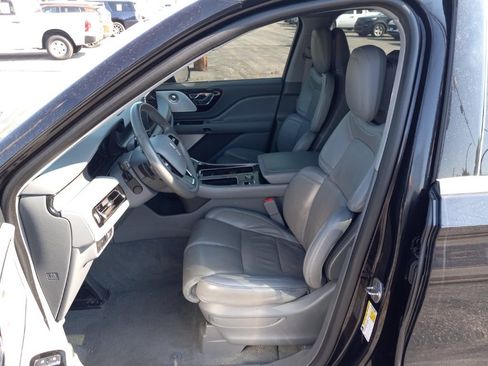Used 2020 Lincoln Aviator Reserve w/ Equipment Group 202A AWD/4WD image 4