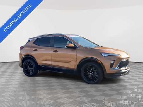 Used 2024 Buick Encore GX Sport Touring AWD/4WD image 2