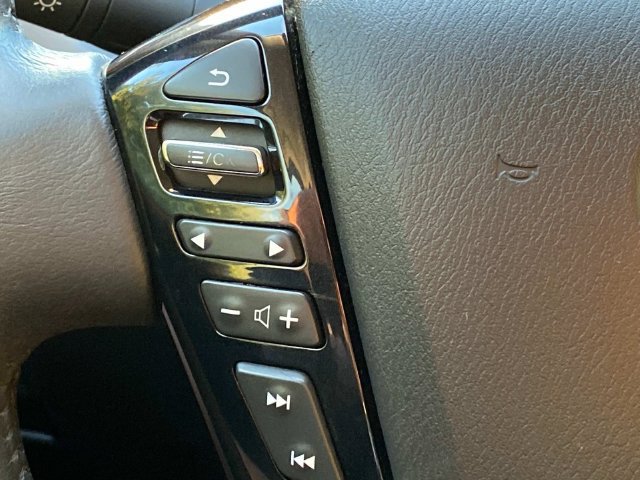Used 2022 Nissan Armada SL AWD/4WD image 21
