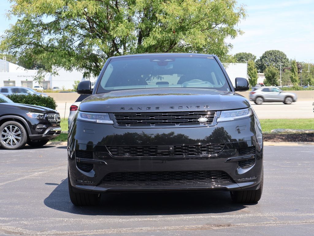 New 2026 Land Rover Range Rover Sport Dynamic SE AWD/4WD image 2