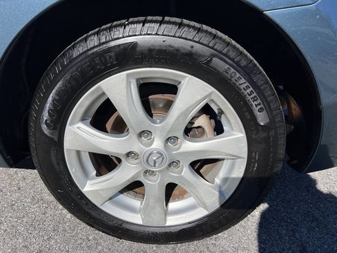 Used 2010 MAZDA MAZDA3 i Touring image 14