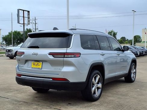 Used 2021 Jeep Grand Cherokee L Limited AWD/4WD image 2