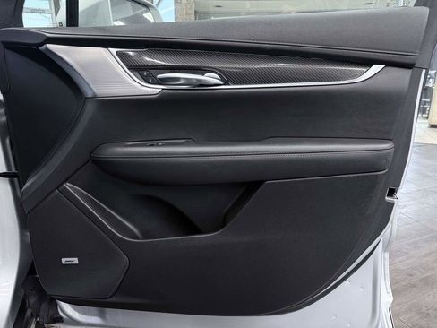 Used 2020 Cadillac XT6 Sport image 29