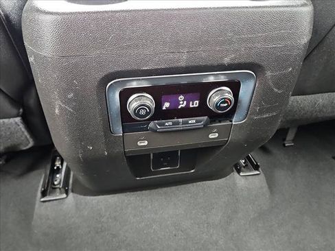 Used 2023 Chevrolet Tahoe LT AWD/4WD image 17