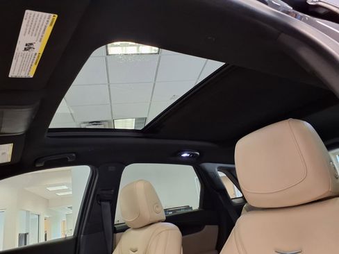 Used 2019 Cadillac XT5 Luxury FWD image 23