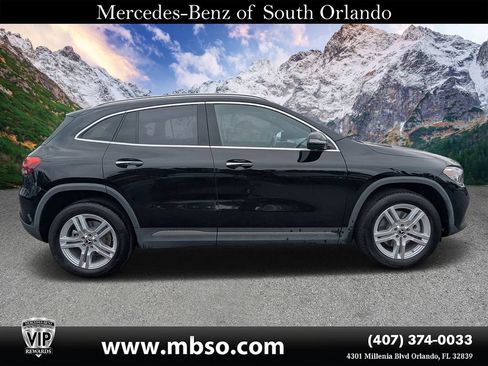 Certified 2022 Mercedes-Benz GLA 250 4MATIC w/ Premium Package Lite image 14