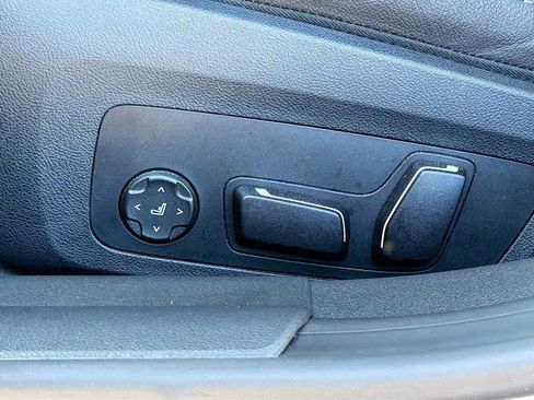 Used 2025 BMW i4 eDrive40 w/ Premium Package image 26