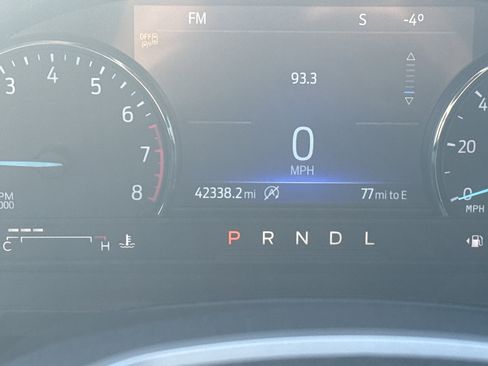 Used 2023 Ford Explorer XLT image 22