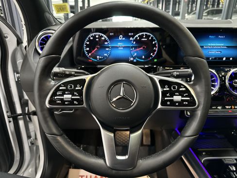 Certified 2023 Mercedes-Benz GLA 250 4MATIC image 22