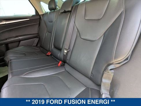 Used 2019 Ford Fusion Energi Titanium FWD image 21