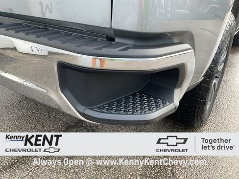 Used 2023 Chevrolet Silverado 1500 LT image 11