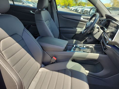 New 2026 Volkswagen Atlas Cross Sport SEL R-Line AWD/4WD image 6