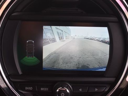 Used 2019 MINI Cooper S w/ Signature Upholstery Package FWD image 26