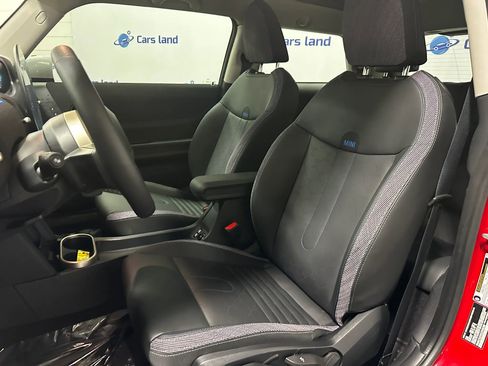 Used 2025 MINI Cooper S FWD image 11