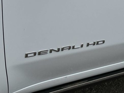 New 2026 GMC Sierra 3500 Denali Ultimate AWD/4WD image 32