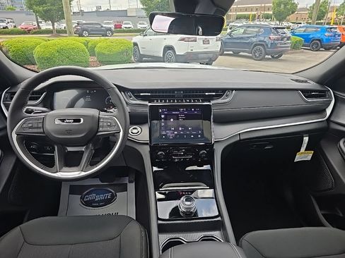 New 2026 Jeep Grand Cherokee Laredo X RWD image 23