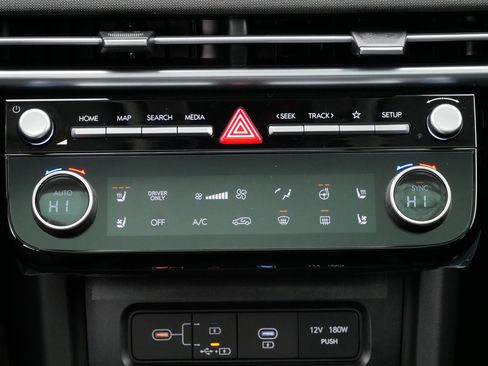 New 2026 Hyundai Tucson Limited image 11