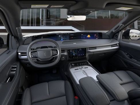 New 2025 Lincoln Navigator Reserve w/ Jet Appearance Package AWD/4WD image 9