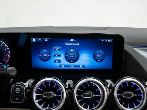 New 2026 Mercedes-Benz GLA 250 GLA 250 image 25