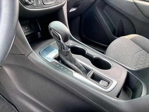 Used 2024 Chevrolet Equinox LT FWD image 20