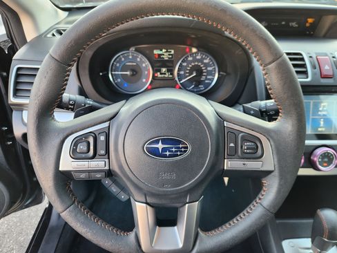Used 2016 Subaru Crosstrek 2.0i Premium image 9