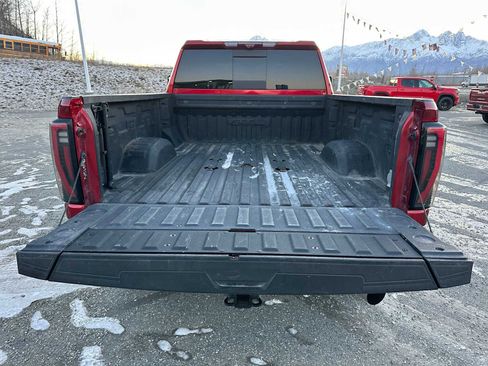 Used 2024 GMC Sierra 2500 AT4 w/ AT4 Premium Plus Package image 14