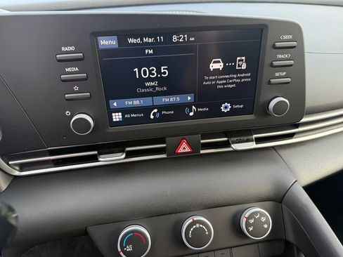 New 2026 Hyundai Elantra SE image 17