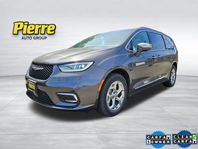 Used 2021 Chrysler Pacifica Limited w/ Premium & Safety Sphere Group