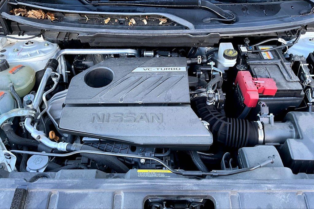 Used 2025 Nissan Rogue SV AWD/4WD image 31