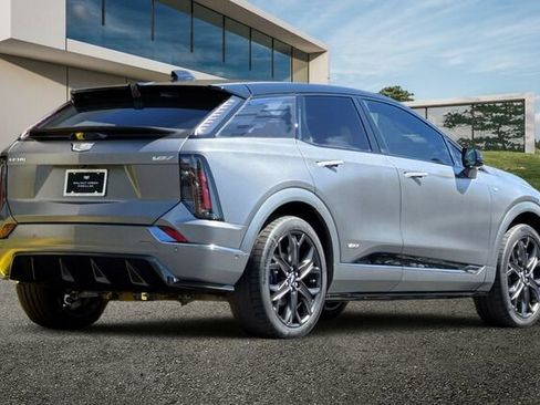 New 2026 Cadillac Optiq V w/ Magnus Launch Edition image 4