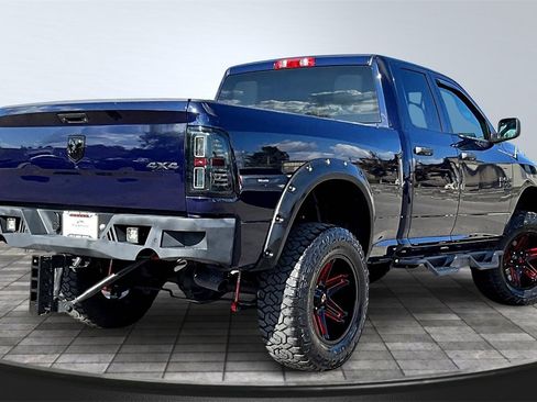 Used 2018 RAM 1500 Express image 2