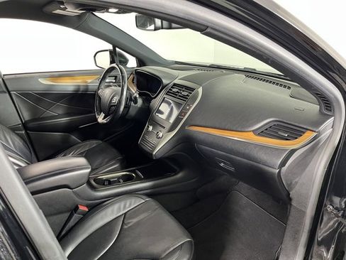 Used 2018 Lincoln MKC Reserve w/ Lincoln MKC Climate Package image 46