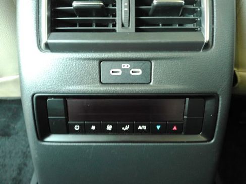 Used 2024 MAZDA CX-90 3.3 Turbo w/ Premium Package image 30