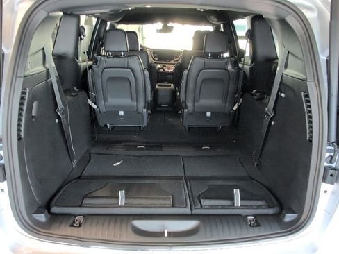 New 2026 Chrysler Pacifica Select w/ S Appearance Package AWD/4WD image 33