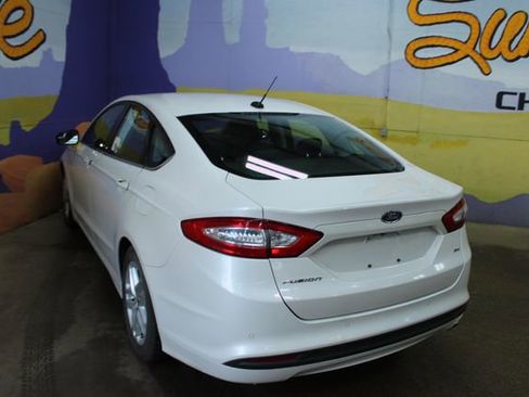 Used 2015 Ford Fusion SE image 5
