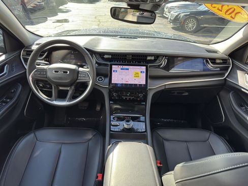 Used 2023 Jeep Grand Cherokee 4XE image 34