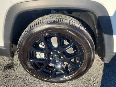 New 2026 Jeep Compass Latitude w/ Quick Order Package 29K image 9