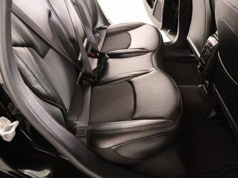 Used 2025 Jeep Compass Latitude image 14