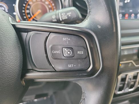 Used 2020 Jeep Wrangler Unlimited Sport AWD/4WD image 18