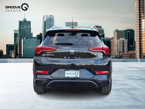 Used 2024 Buick Encore GX Sport Touring image 5